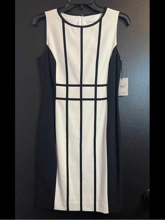 Calvin Klein Dresses & Skirts - Calvin Klein Black and White Colorblock Sheath Midi Dress